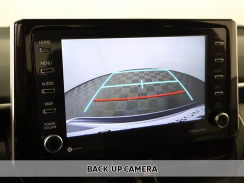 Used 2021 Toyota Corolla LE image 4