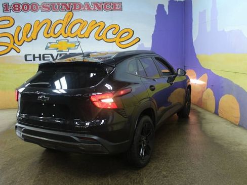 Used 2025 Chevrolet Trax ACTIV image 8