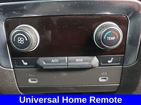 Used 2023 Chevrolet Tahoe LT w/ Luxury Package image 14