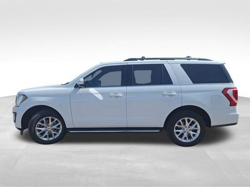 Used 2021 Ford Expedition XLT RWD image 4