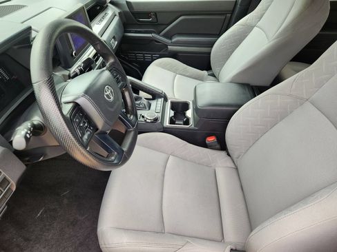 Used 2024 Toyota Tacoma SR5 AWD/4WD image 16