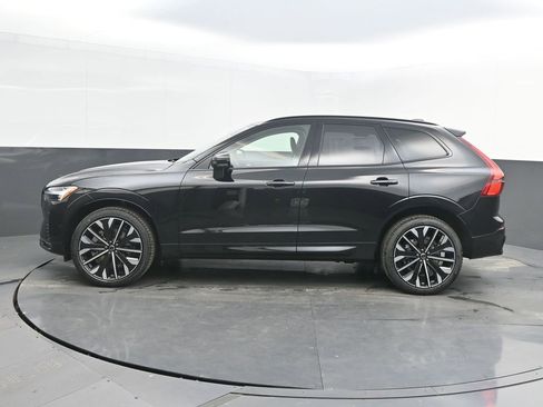 New 2026 Volvo XC60 B5 Ultra w/ Climate Package AWD/4WD image 2