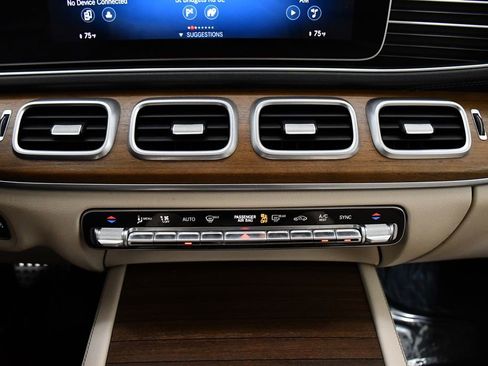 Certified 2021 Mercedes-Benz GLS 580 4MATIC image 14