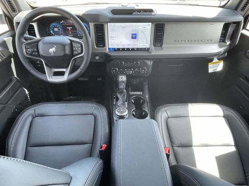 New 2026 Ford Bronco Outer Banks AWD/4WD image 11