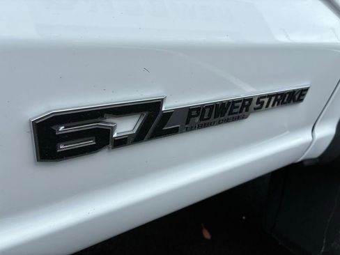 Used 2024 Ford F450 XLT w/ XLT Value Package image 10