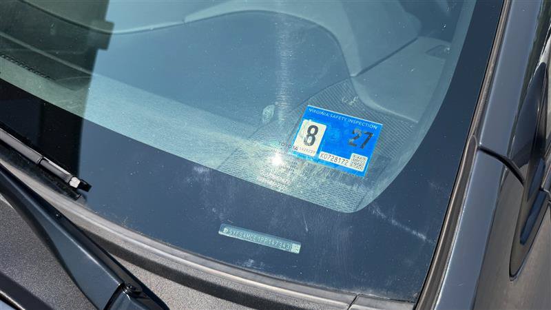 Used 2023 Toyota Corolla SE FWD image 3