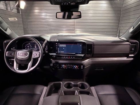 Used 2024 GMC Sierra 2500 SLT w/ X31 Off-Road Package image 16