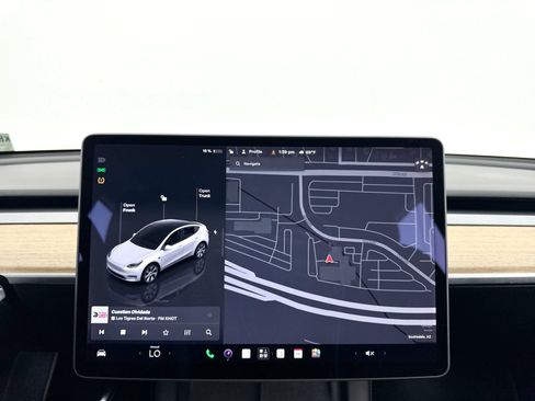 Used 2022 Tesla Model Y Long Range AWD/4WD image 20