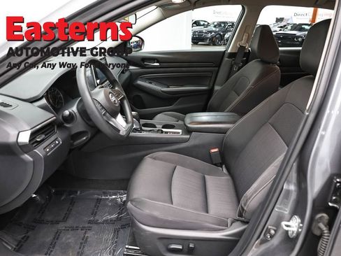 Used 2019 Nissan Altima 2.5 S AWD/4WD image 14