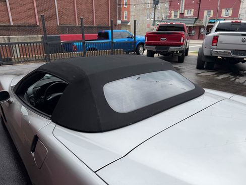 Used 2007 Chevrolet Corvette Convertible w/ Preferred Equipment Group image 10