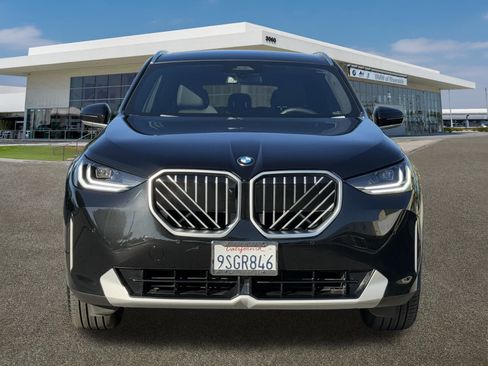 Used 2025 BMW X3 xDrive30i w/ Premium Package image 3