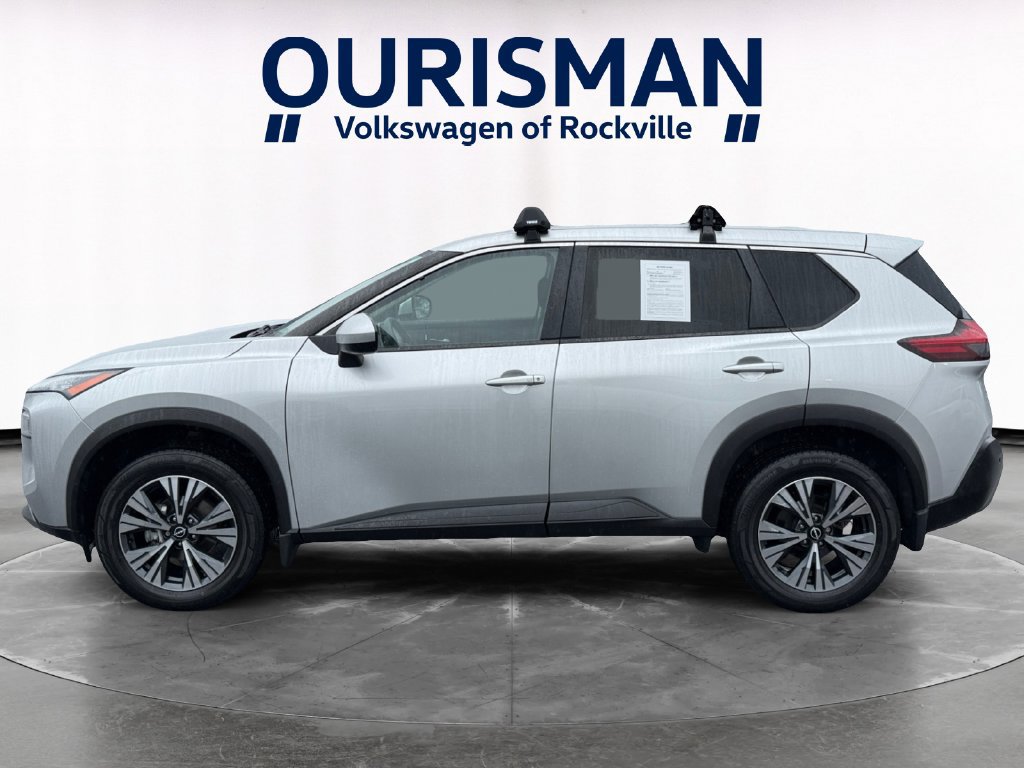 Used 2023 Nissan Rogue SV AWD/4WD image 3