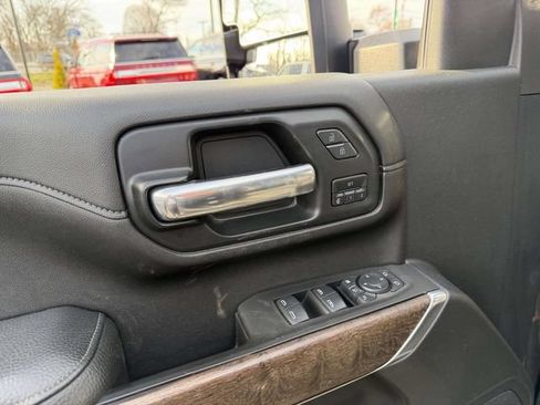 Used 2021 GMC Sierra 2500 Denali w/ Denali Ultimate Package AWD/4WD image 17