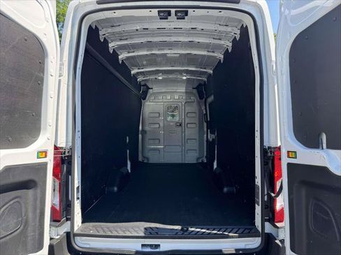 Used 2025 Ford Transit 250 148 High Roof Extended w/ Load Area Protection Package RWD image 14