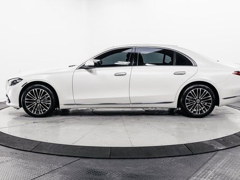 Used 2024 Mercedes-Benz S 580 4MATIC Sedan image 4