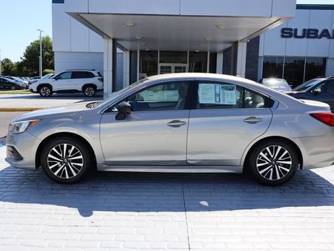 Used 2019 Subaru Legacy 2.5i w/ Alloy Wheel Package AWD/4WD image 2