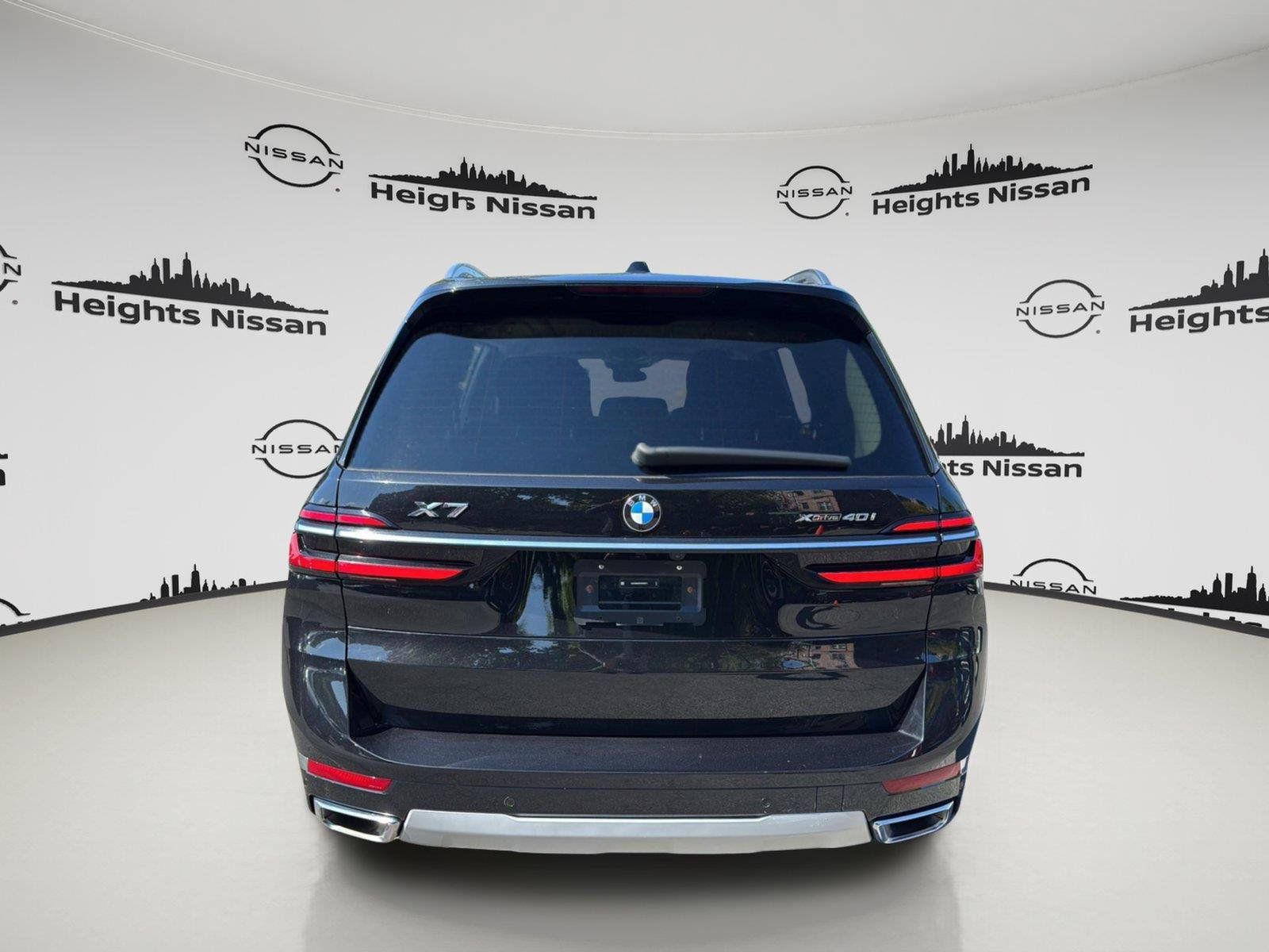 Used 2025 BMW X7 xDrive40i AWD/4WD image 6