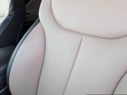 Used 2023 Hyundai Santa Fe SEL w/ Premium Package image 21