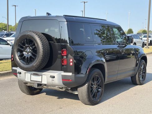 Used 2024 Land Rover Defender 110 S AWD/4WD image 2