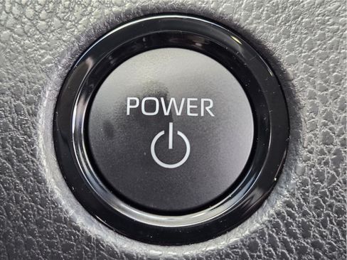 Used 2025 Toyota Camry LE FWD image 20