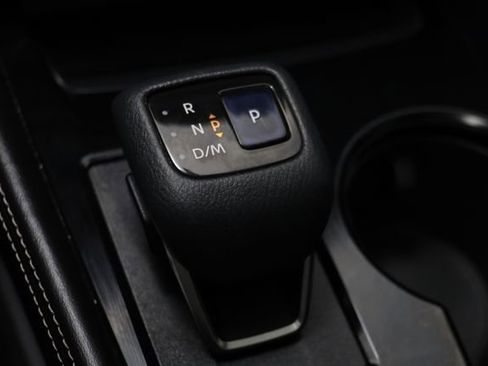 Used 2021 Nissan Rogue SL w/ Premium Package image 13