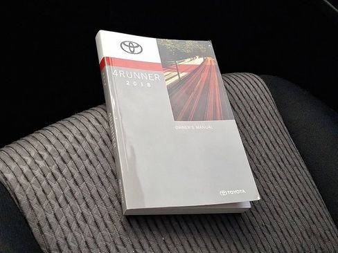 Used 2018 Toyota 4Runner SR5 image 28