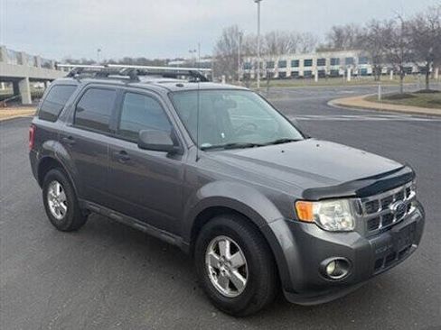 Used 2012 Ford Escape XLT AWD/4WD image 4