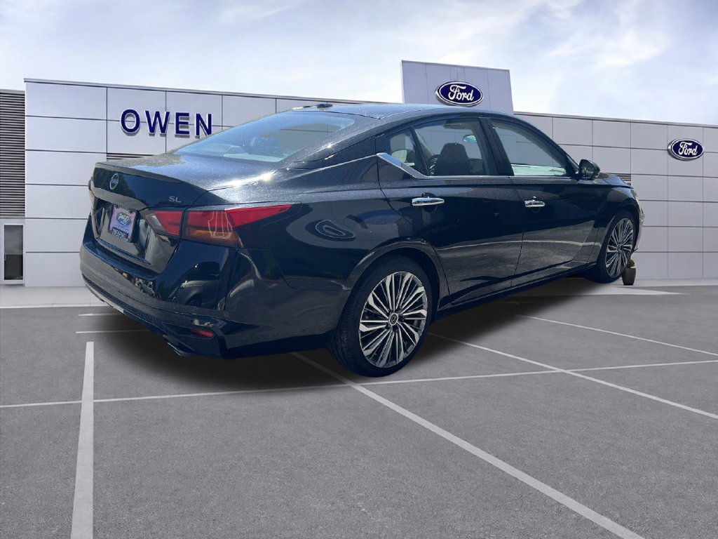 Used 2023 Nissan Altima 2.5 SL FWD image 4