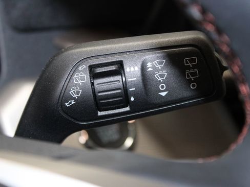 Used 2025 Ford Explorer Active w/ Active Comfort Package AWD/4WD image 21