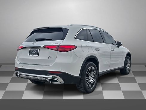Used 2023 Mercedes-Benz GLC 300 4MATIC image 6