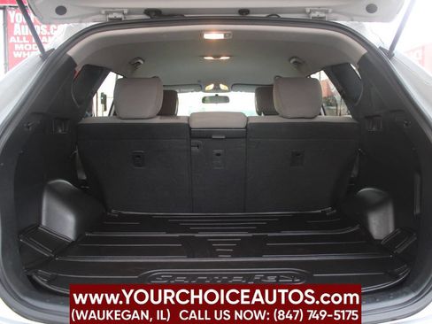 Used 2015 Hyundai Santa Fe Sport image 16