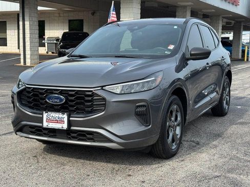 Used 2023 Ford Escape ST-Line AWD/4WD image 9