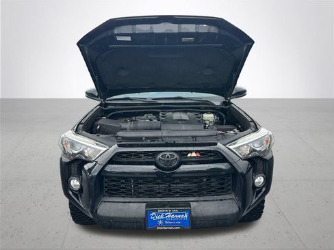 Used 2019 Toyota 4Runner TRD Off-Road Premium AWD/4WD image 4