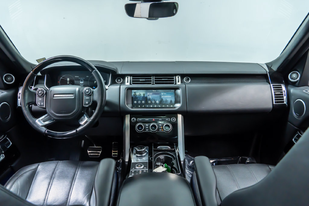 Used 2017 Land Rover Range Rover Supercharged AWD/4WD image 22