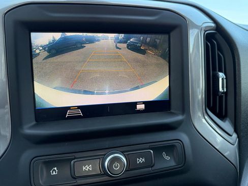 Used 2022 Chevrolet Silverado 2500 Custom w/ Custom Value Package image 28