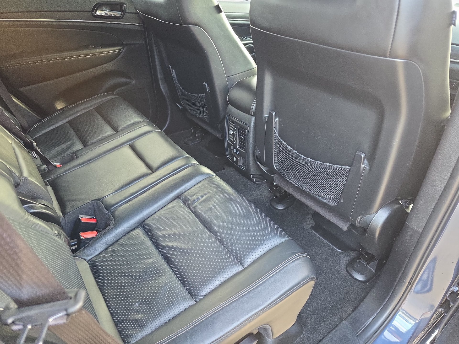 Used 2021 Jeep Grand Cherokee Limited w/ Quick Order Package 2GK 80th AWD/4WD image 11