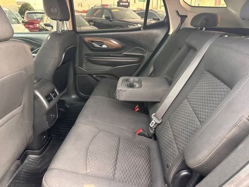 Used 2020 GMC Terrain SLE w/ Driver Convenience Package image 12