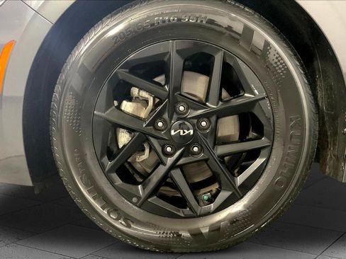 Certified 2025 Kia K5 LXS FWD image 9