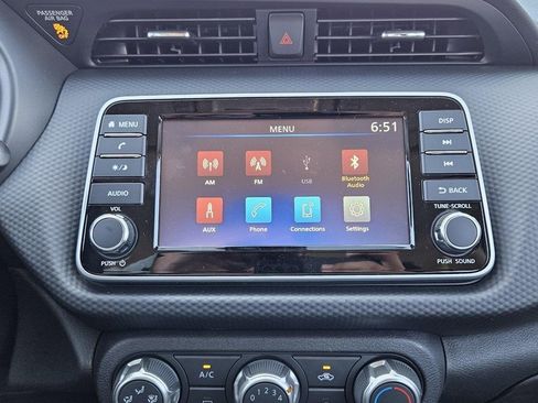 New 2025 Nissan Kicks Play S image 12