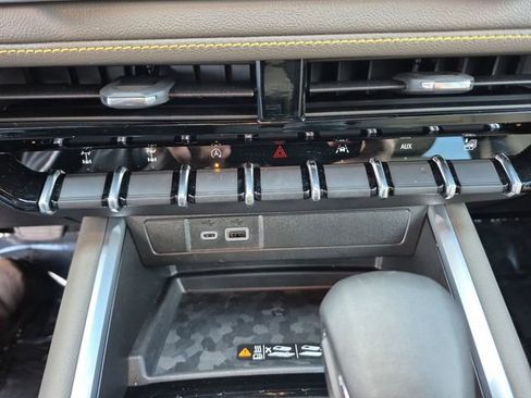 Used 2026 Chevrolet Colorado ZR2 w/ Technology Package image 23