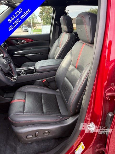 Used 2024 Chevrolet Traverse RS w/ LPO, Floor Liner Package AWD/4WD image 14