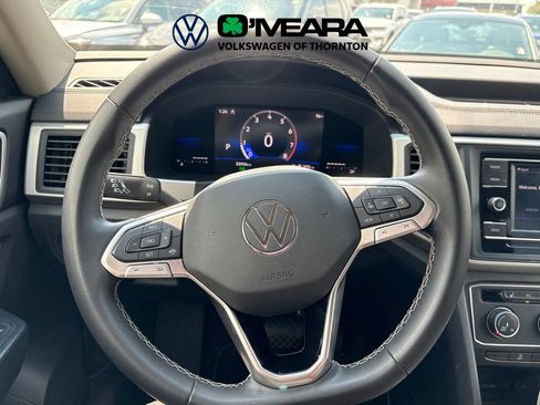 Used 2023 Volkswagen Atlas SE AWD/4WD image 4