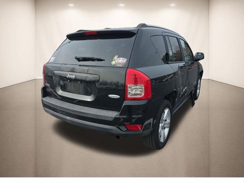 Used 2013 Jeep Compass Latitude w/ Sun/Sound Group image 5