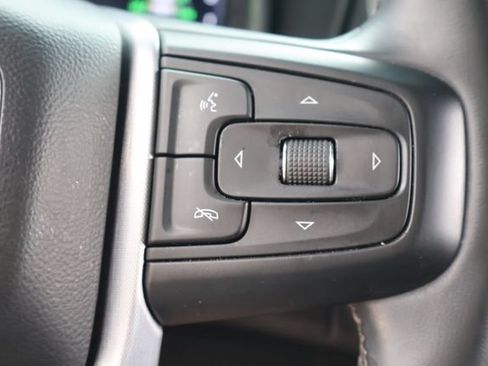 Used 2023 GMC Yukon SLT w/ SLT Premium Package AWD/4WD image 28