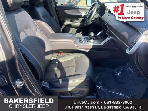 Used 2024 MAZDA CX-90 3.3 Turbo w/ Preferred Package image 30