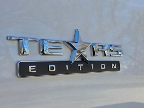 New 2026 Chevrolet Silverado 2500 LT w/ Texas Edition image 13