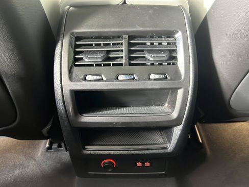 Used 2024 BMW X5 xDrive40i AWD/4WD image 36