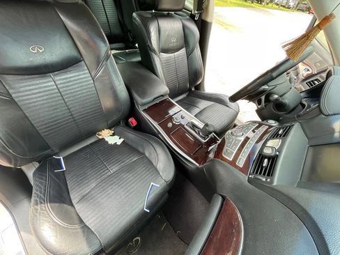 Used 2011 INFINITI M37 w/ Sport Pkg RWD image 10