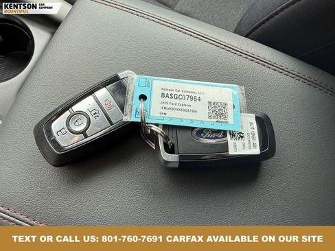 Used 2025 Ford Explorer Active image 38