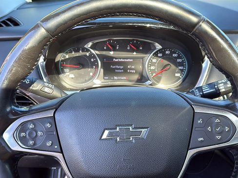 Used 2020 Chevrolet Traverse RS AWD/4WD image 9